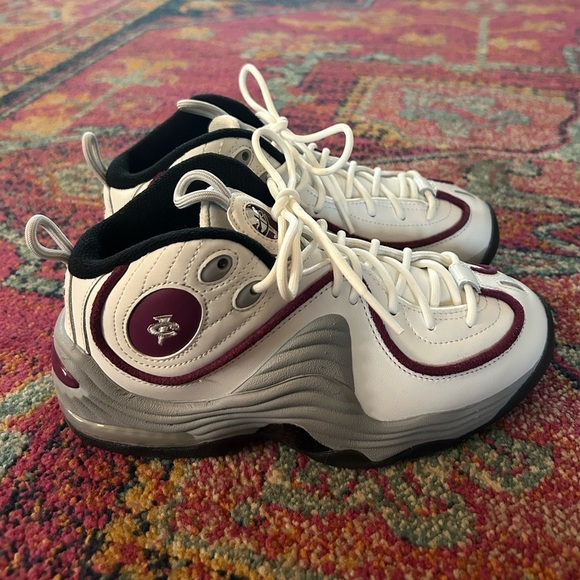 NWT Nike | Women’s white/purple Air Penny II lace up basketball shoes, size 6.5 - Picture 6 of 16